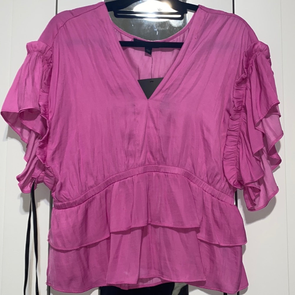 NWT Batwing ruffle top